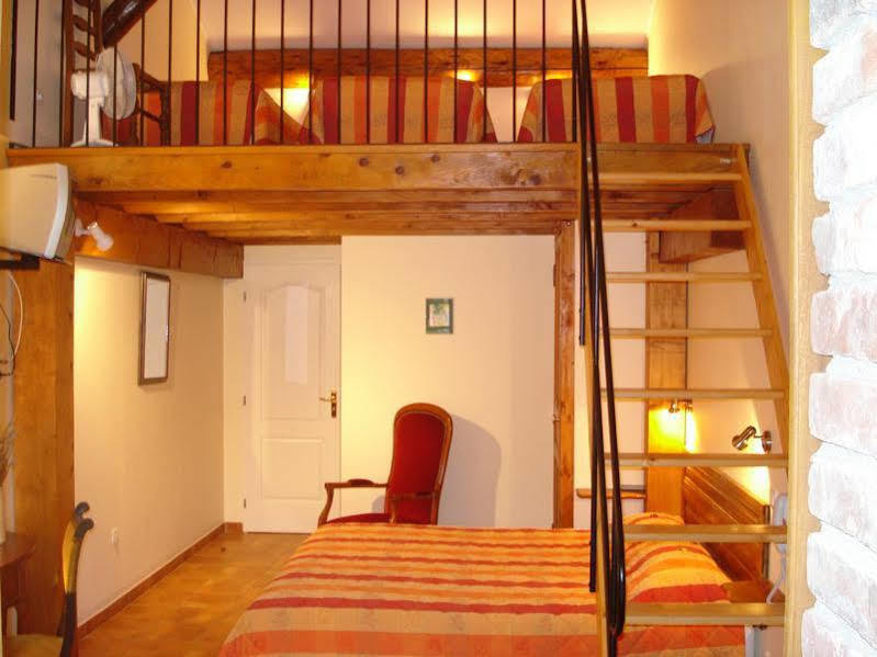 Le Clos Des Arts Les Mages Exterior foto